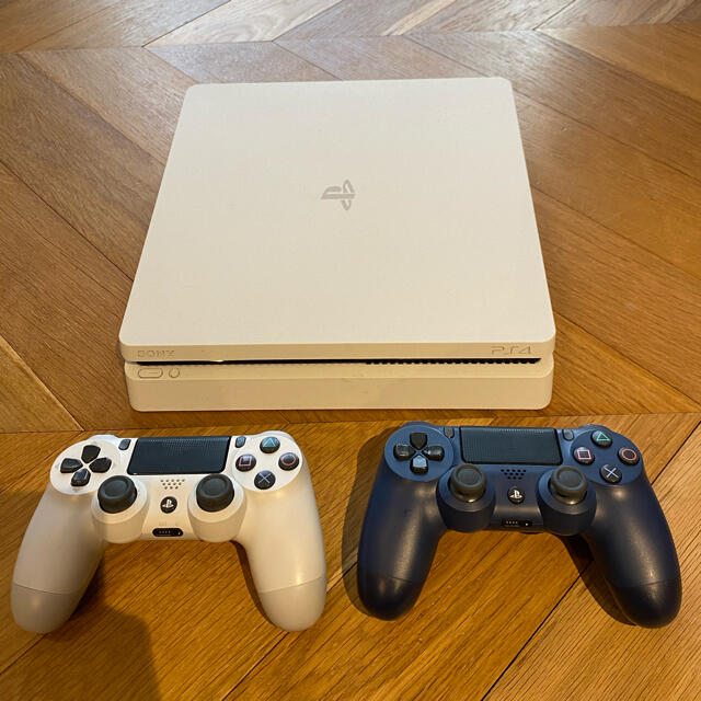 PlayStation 4 500GB コントローラー2つ ソフト3つセット