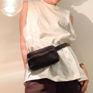 COS（ボディバッグ/ウエストポーチ）のフリマアイテム一覧