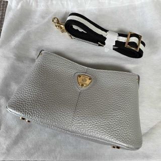 ATAO（バッグ ・ シルバー/銀色系）のフリマアイテム一覧