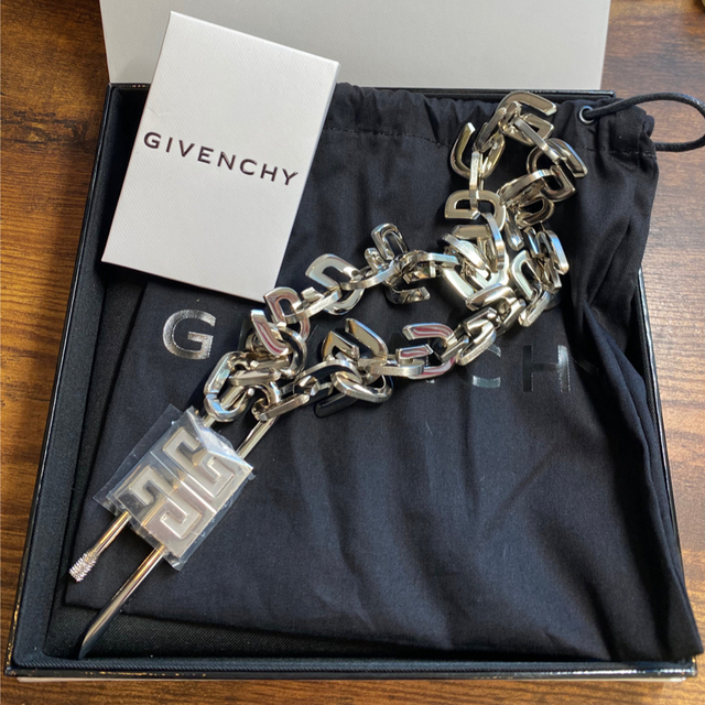 GIVENCHY - 最安値 Givenchy G-link ネックレス padlock 南京錠の通販
