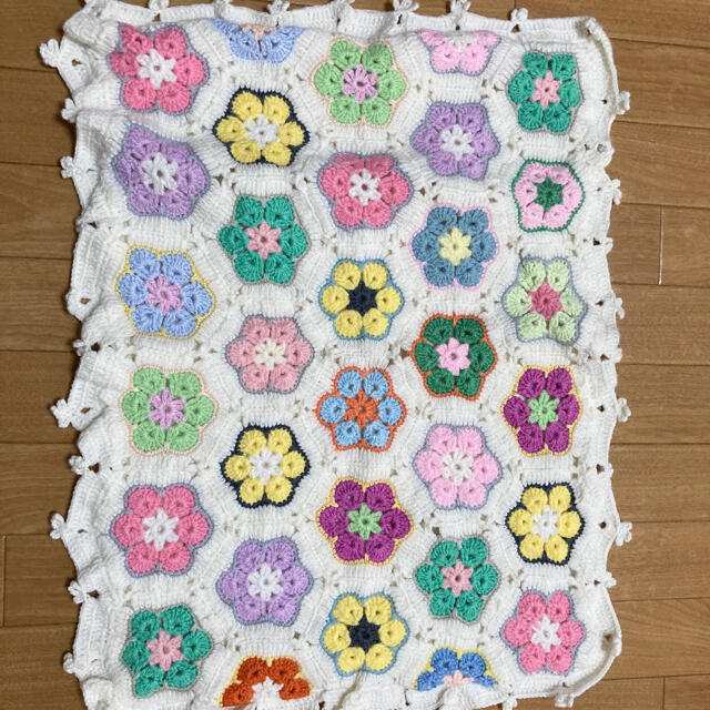 ハンドメイド 手編み クロシェ編み ベッドカバー シングル用 コットン