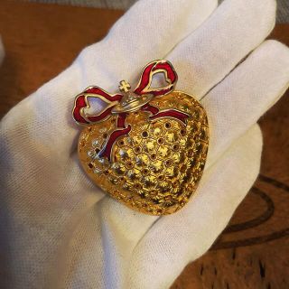Vivienne Westwood（ブローチ/コサージュ ・ ゴールド/金色系）の