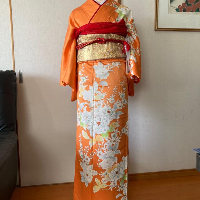 お値下げしました。綺麗なオレンジ色の訪問着の通販 by モカshop｜ラクマ