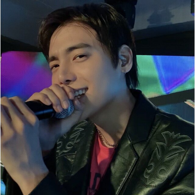 ONE チョンジェウォン 韓国版アルバムの通販 by 아사미shop｜ラクマ