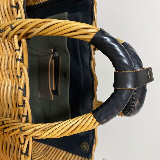 エバゴス ebagos ストア マルシェ ブライトルレザー 紅籐 ファー ブラック