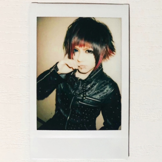 V系☆R指定【Z】チェキ【7】の通販 by ♡'s shop｜ラクマ