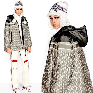 Christian Dior（ダウンジャケット）のフリマアイテム一覧