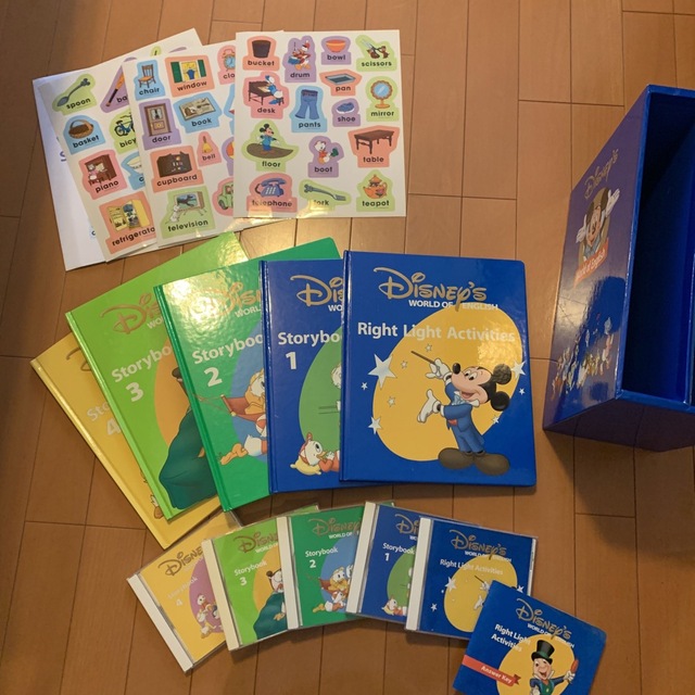 Disney - ディズニー world of English CD storybookの通販 by かん's