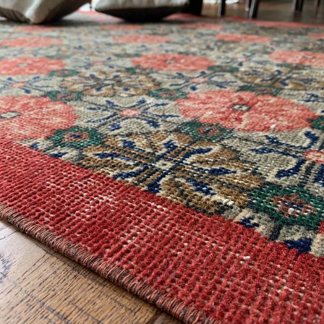 お花畑 ヴィンテージラグ オーバーダイ トルコラグの通販 by