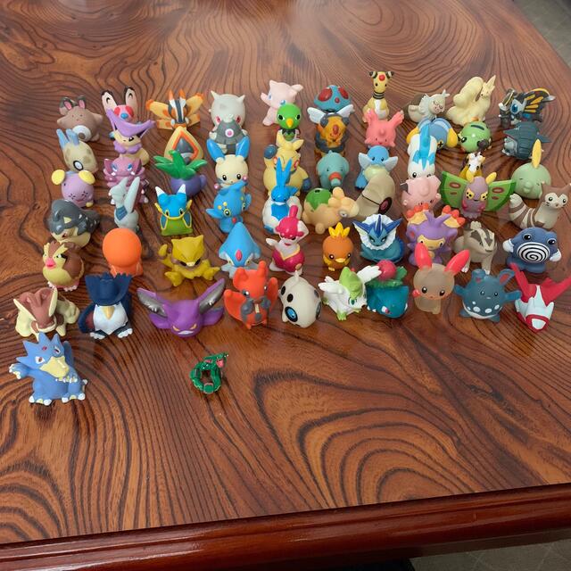 ポケモン - 懐かしいポケモン指人形51個 とオマケの通販 by チョコ