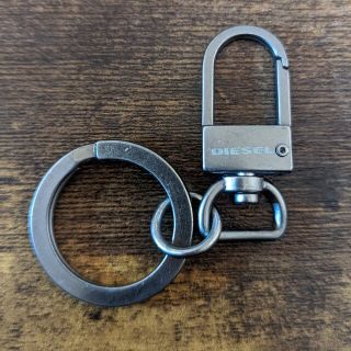 Diesel カラビナ シルバー 楽天市場】DIESEL ディーゼル キーホルダー