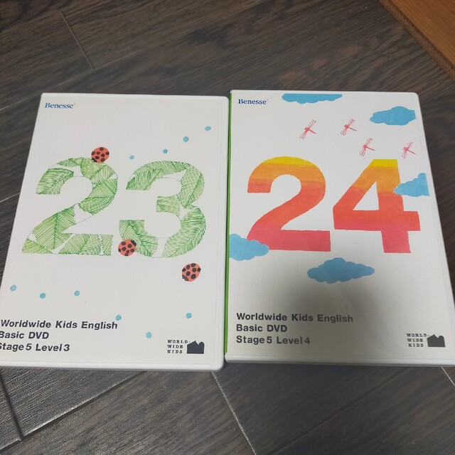 ワールドワイドキッズ 23 24の通販 by ☆happy shop☆｜ラクマ