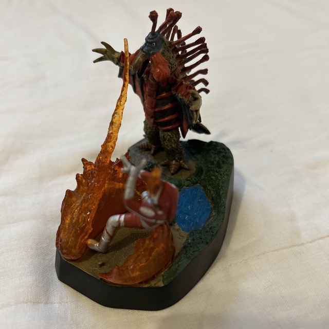 ウルトラ怪獣戯画 ゾフィーが死んだ！タロウも死んだ！の通販 by 枝