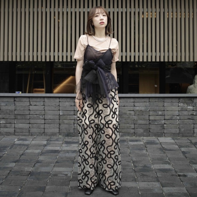 LA BELLE ETUDE 水色 フリルチュールキャミソール｜J1U by LA BELLE LA