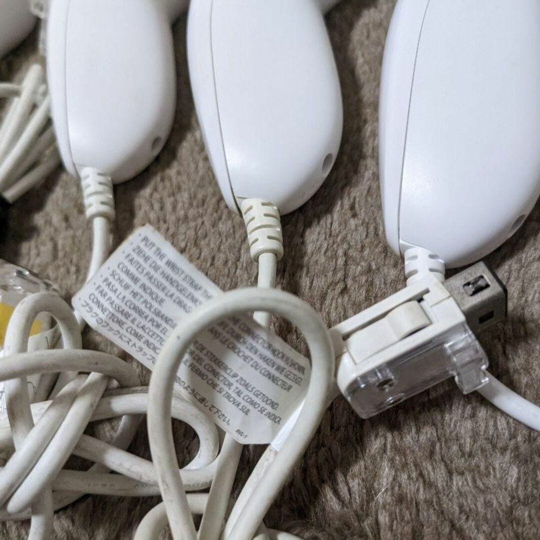 Wii - 【送料無料4個】ニンテンドー Wii ヌンチャク Wiiリモコン RVL