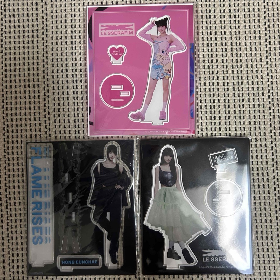 LE SSERAFIM - LE SSERAFIM ウンチェ アクリルスタンドの通販 by ooo's