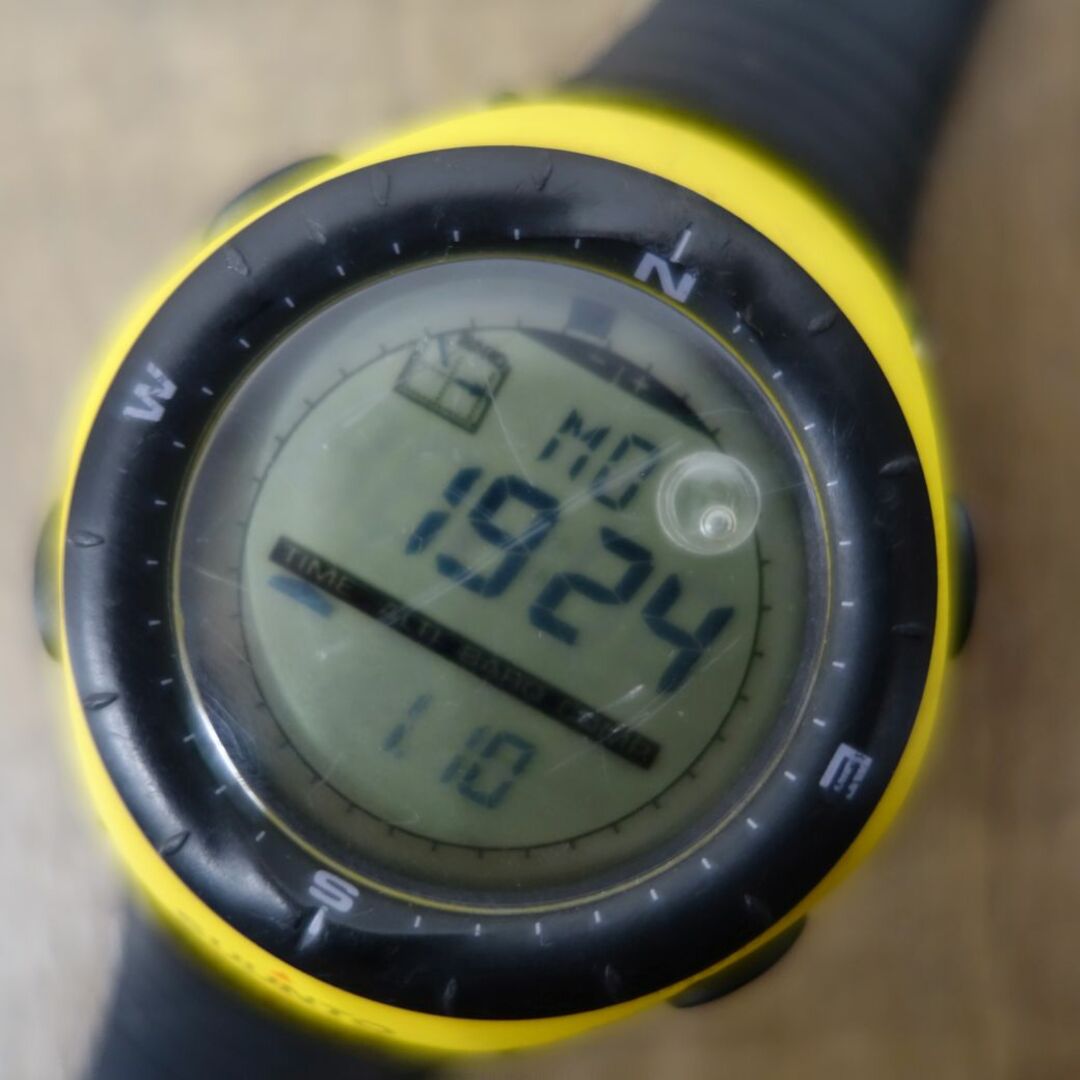 本日限りのお値下げ！スント(SUUNTO) VECTOR イエロー/ブラック 本日
