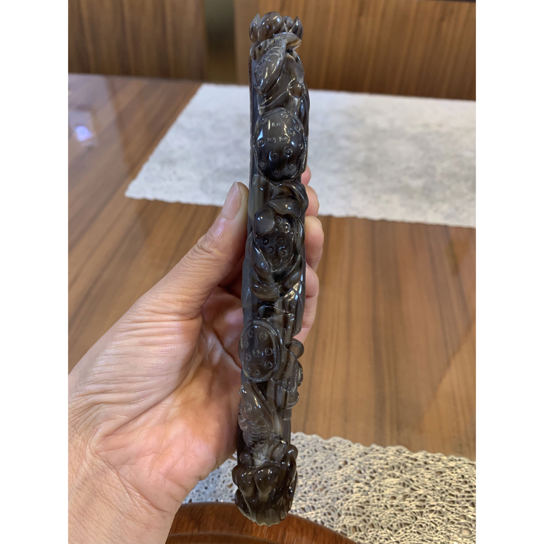 Y-148 高級 希少 極上品 天然白水牛角 手彫り 蓮と鯉 櫛 くし