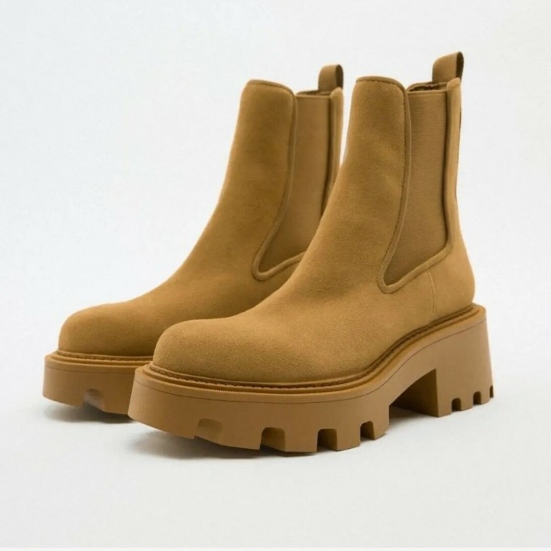 ZARA - ZARA ザラ トラックソールサイドゴア ブーツ スエード 新品の