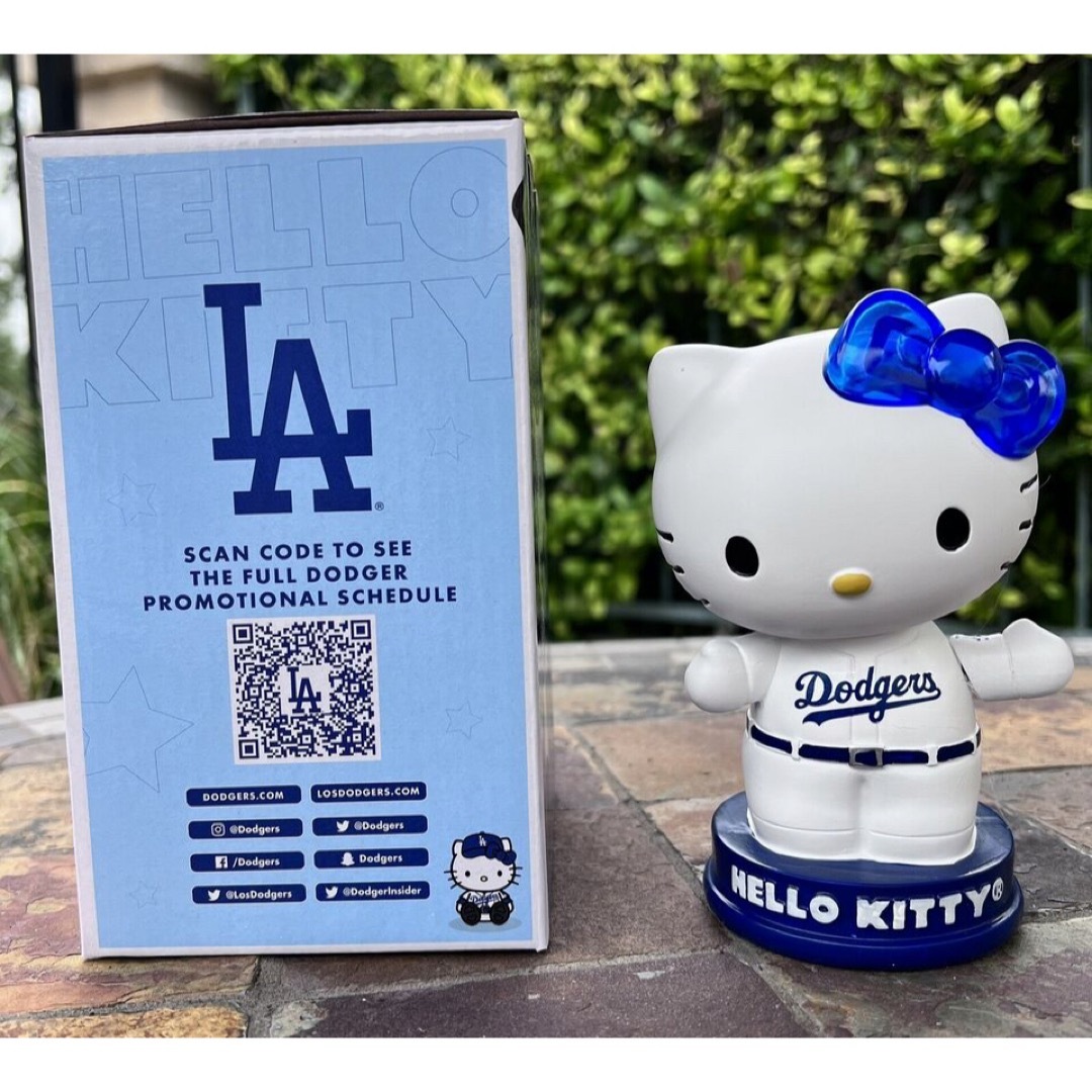ハローキティ - ドジャース ハローキティ ライトアップボブルヘッド