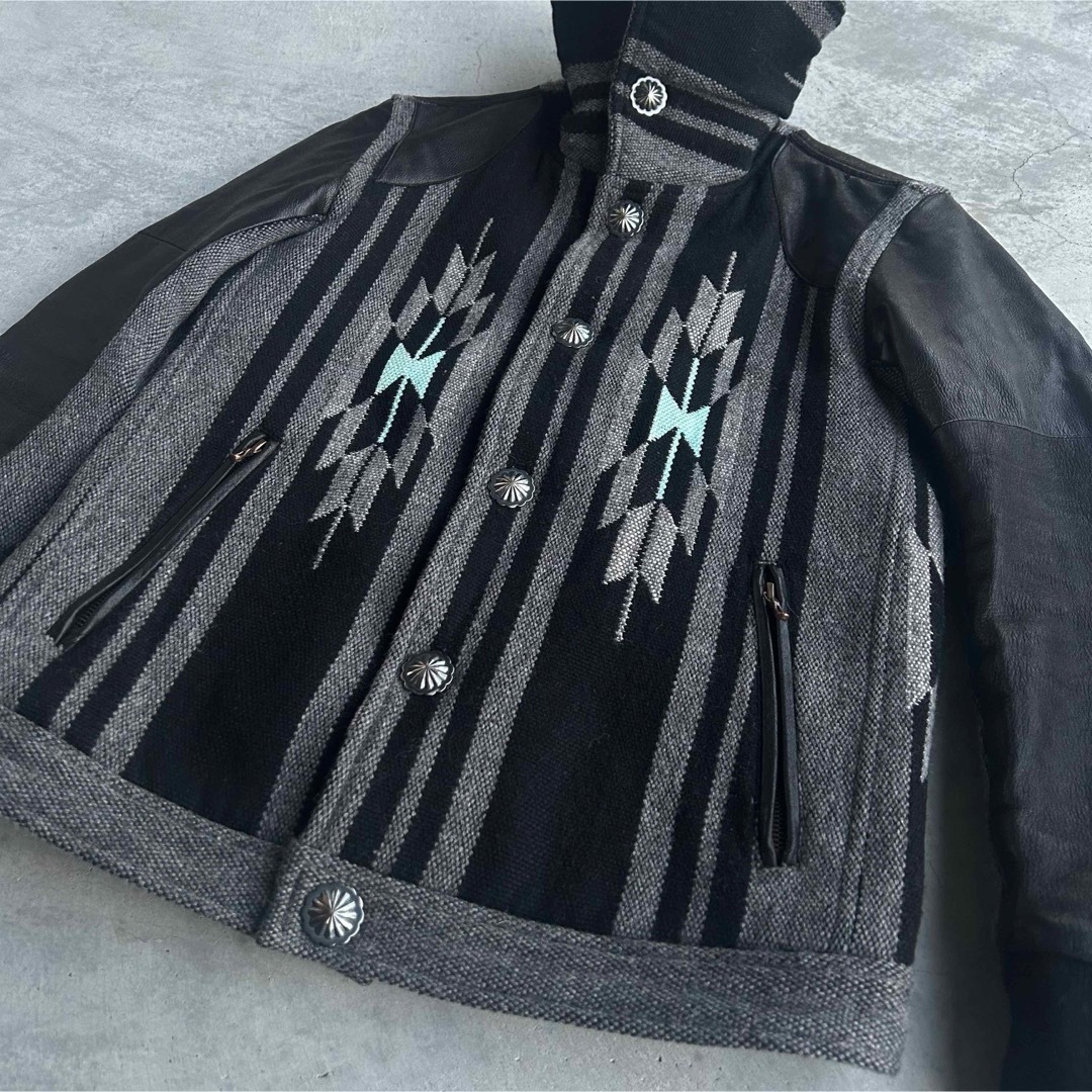 AYUITE - Ayuite ハイネック スタジャン 黒 チマヨ オルテガ