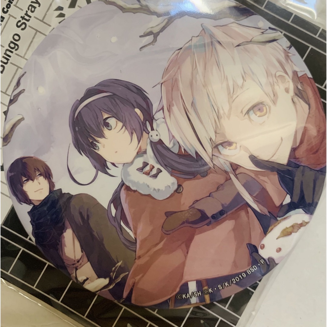 文豪ストレイドッグス 原作絵 缶バッジ 太宰治＆中島敦＆泉鏡花 探偵社