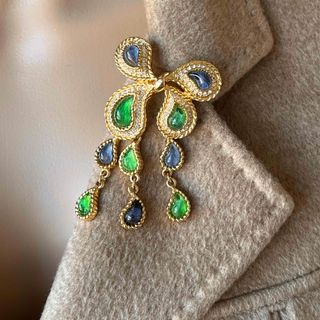 Christian Dior - Christian Dior ブローチの通販 by 割引クーポンご