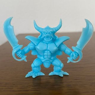 バンダイ ドラゴンクエスト 消しゴム エスターク 水色の通販 by