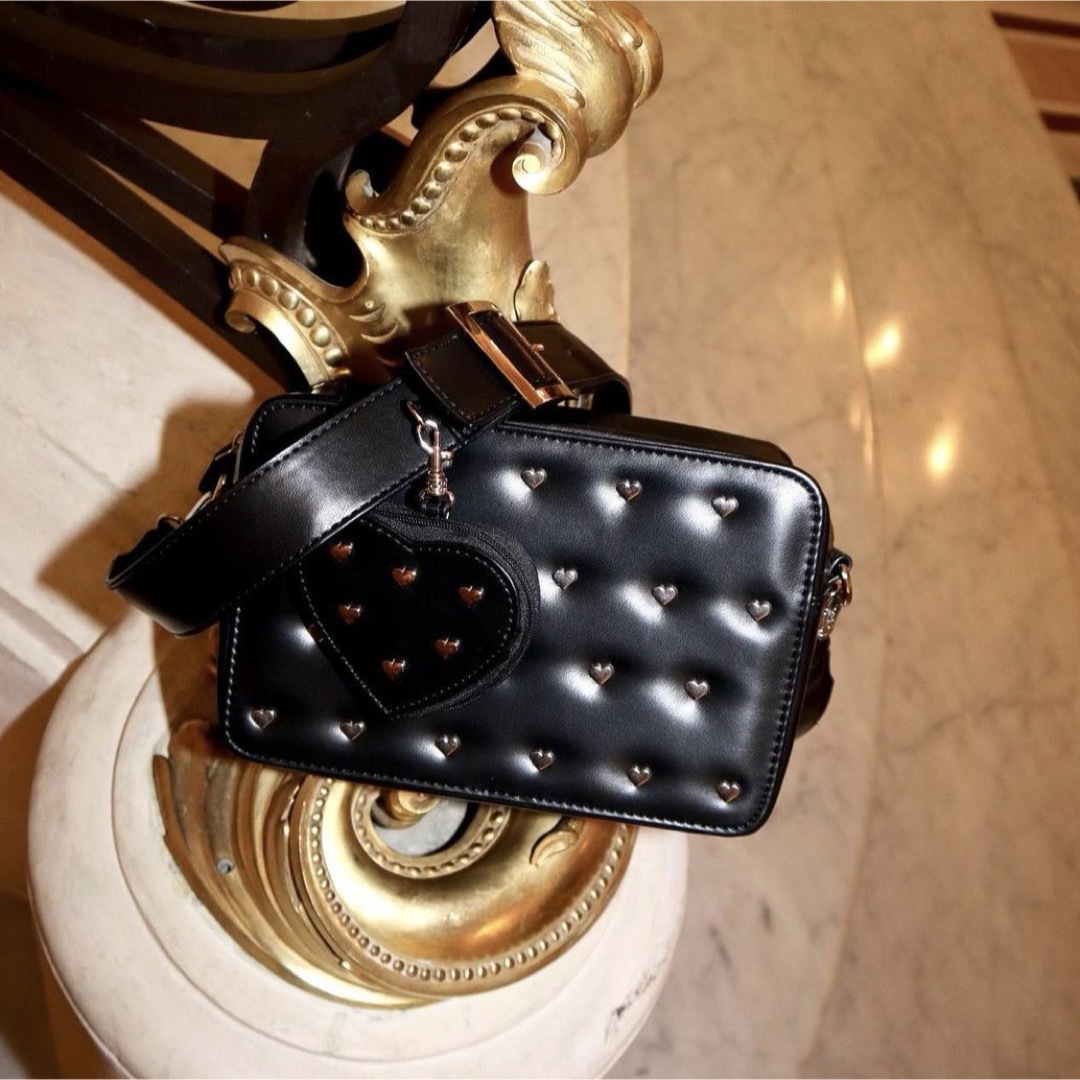 épine - 週末限定値下》epine ハートスタッズショルダーバッグの通販