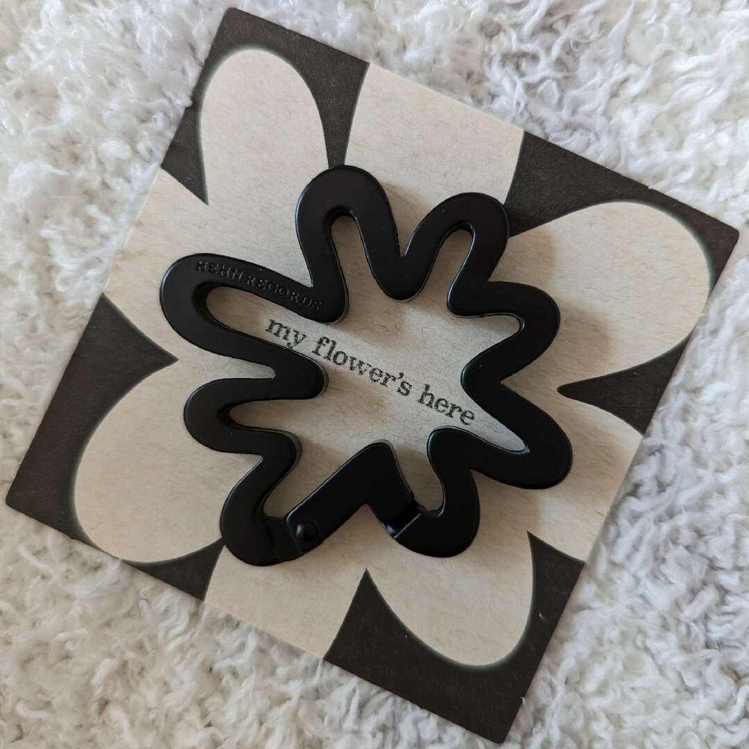 ☆藤井風さん☆ 【新品未使用】 花カラビナ 黒 my flower's hereの通販