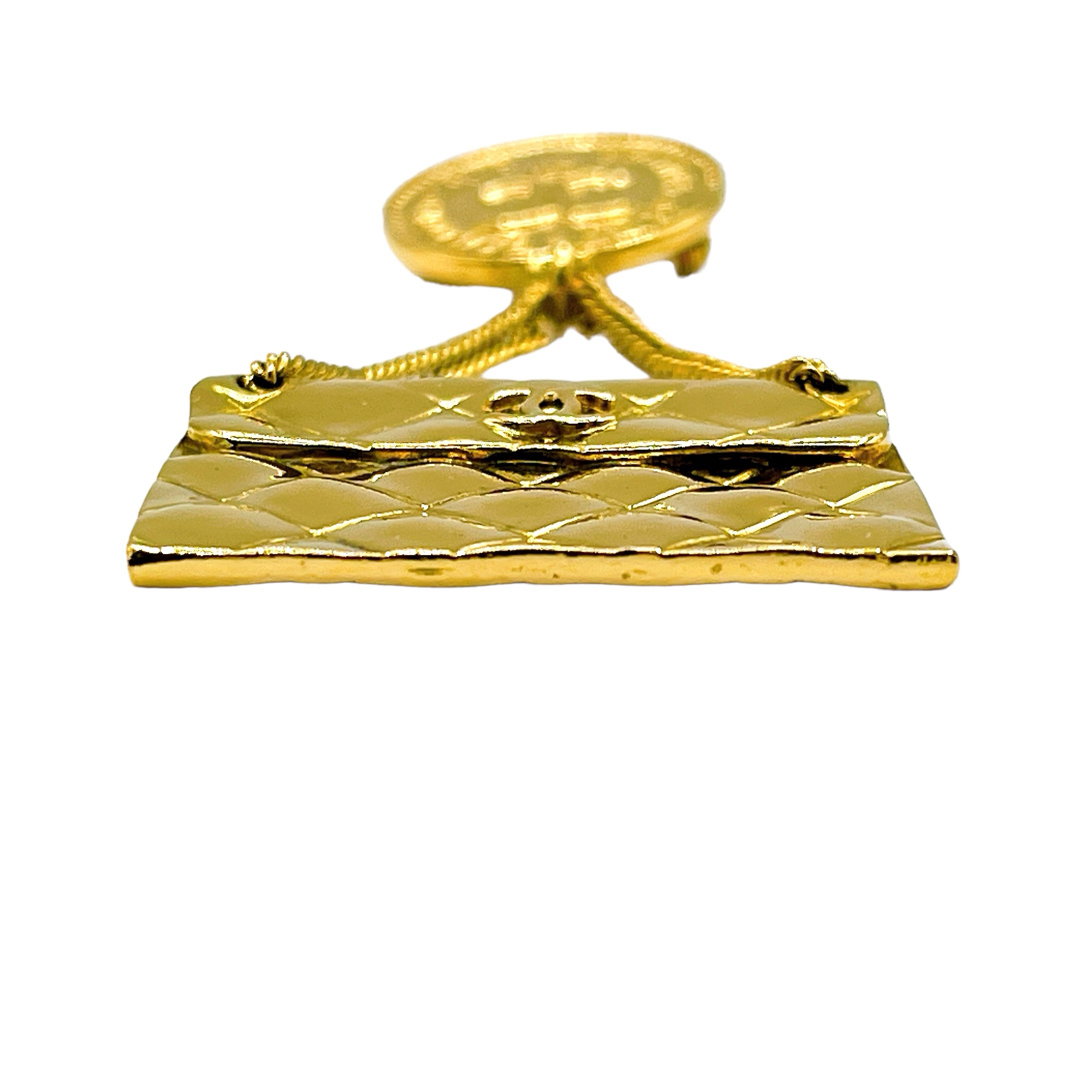 CHANEL - 美品 シャネル GP マトラッセ バック ココマーク ブローチ 金