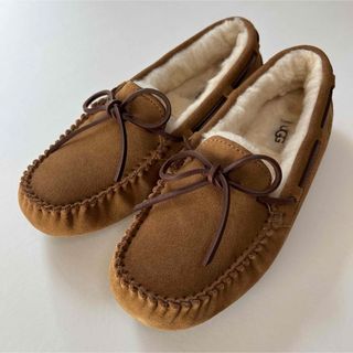 UGG（スリッポン/モカシン）のフリマアイテム一覧
