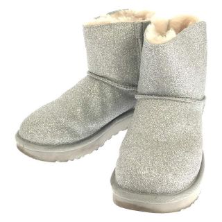 UGG（ブーツ ・ シルバー/銀色系）のフリマアイテム一覧