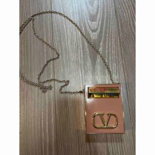 VALENTINO（フェイスパウダー）のフリマアイテム一覧