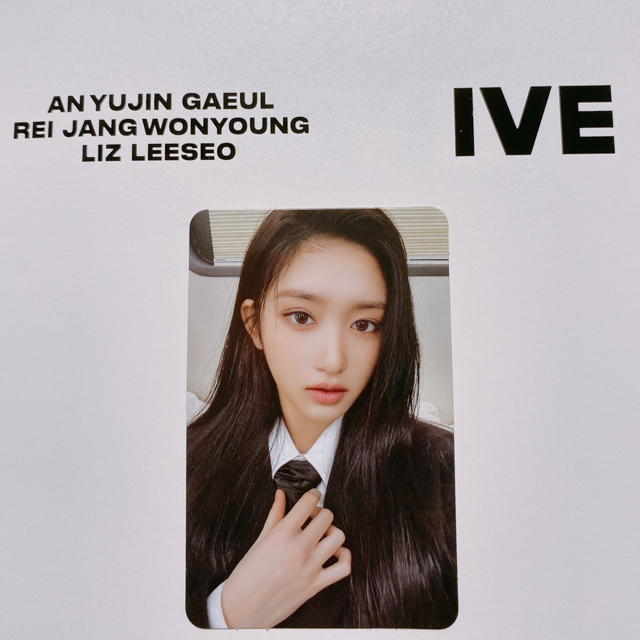 IVE - IVE I'VE I AM LIZ イソ CD封入トレカの通販 by 【韓国商品専門