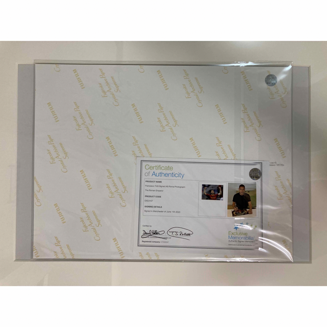 証明書付】新品 トッティ直筆サイン ローマ A3サイズ相当の通販 by D's