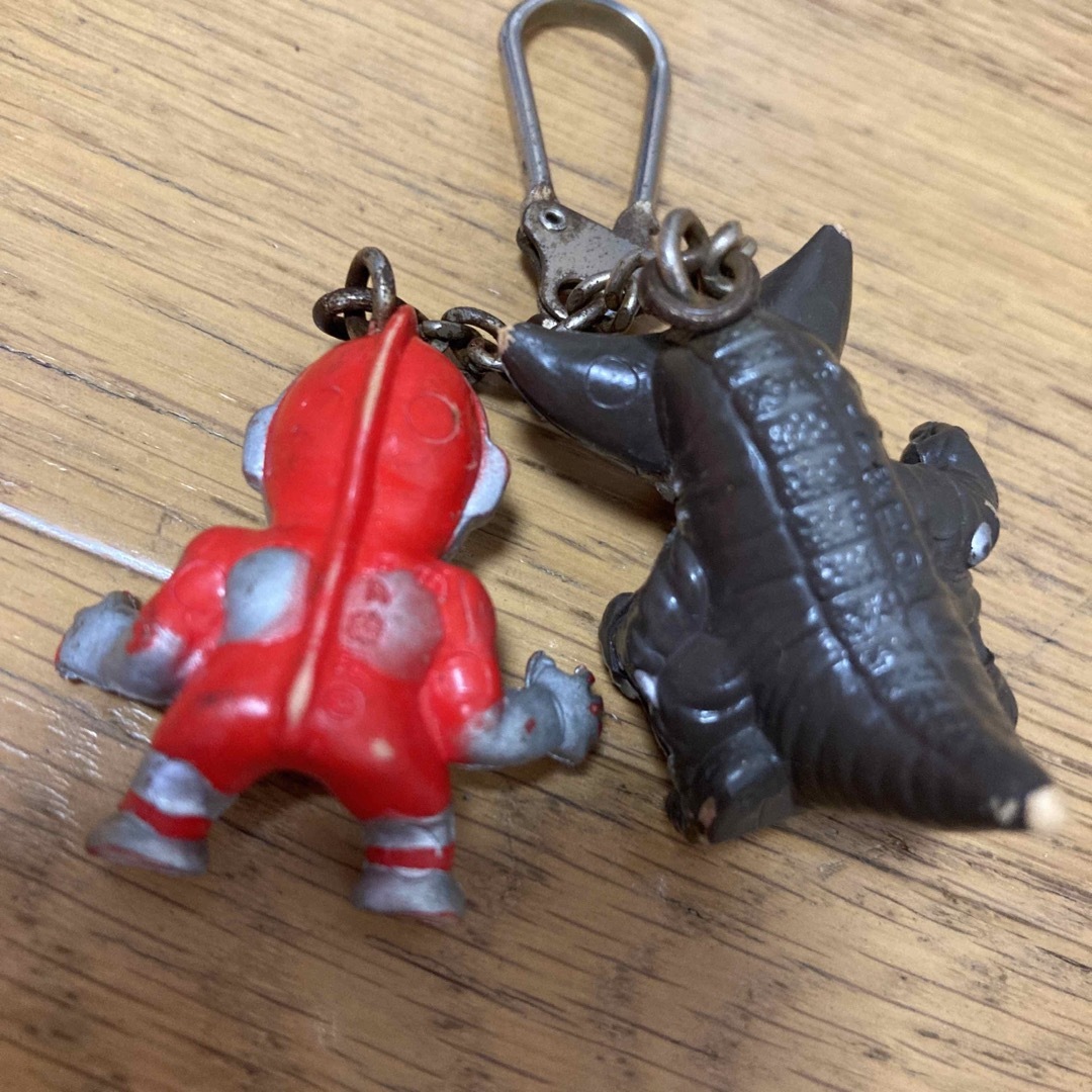 レトロ ウルトラマン 怪獣キーホルダー レア の通販 by りい's shop