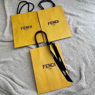 FENDI（ショップ袋）のフリマアイテム一覧