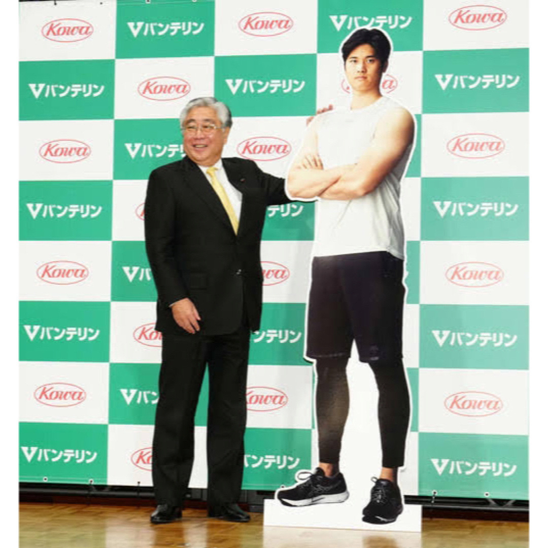 大谷翔平 等身大パネルの通販 by Slaps｜ラクマ