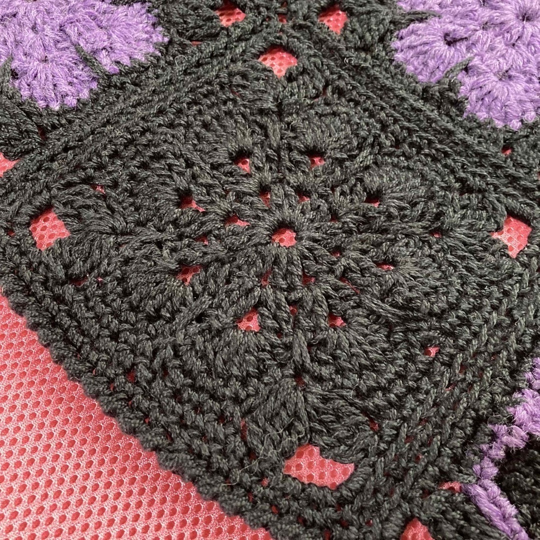 アフリカンフラワー☆ブランケット・マルチカバー（黒×紫