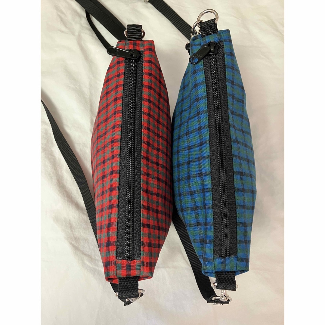 ファミリアチェック 舟形 ポシェット ママバッグ ナイロン 小さめ 公園