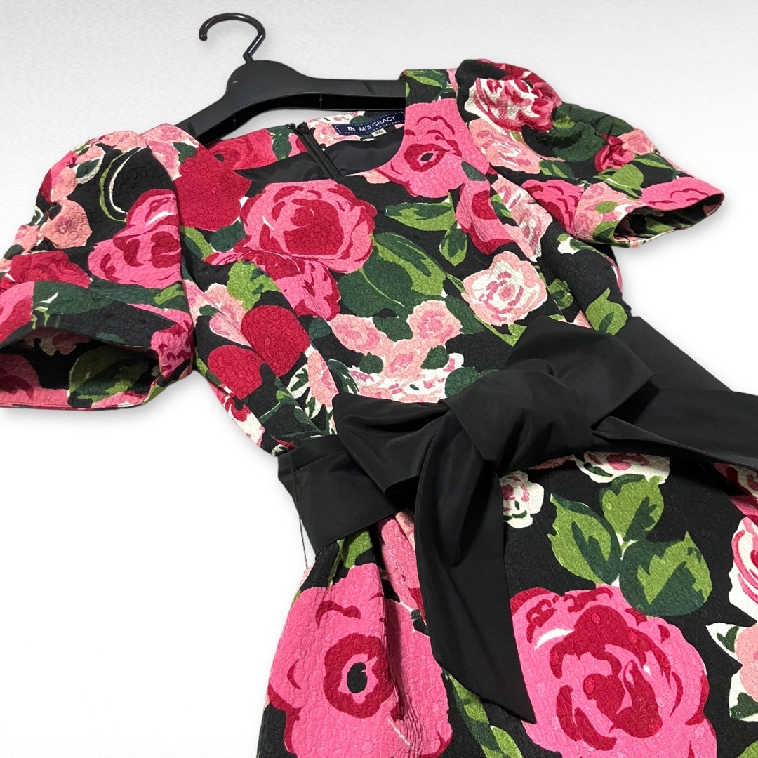 M'S GRACY - 未使用級✨エムズグレイシー 薔薇柄 ワンピース バルーン