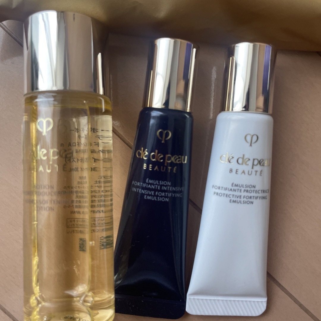 専用】 コスメデコルテ クレドポーボーテ サンプル 合計 90包 専用