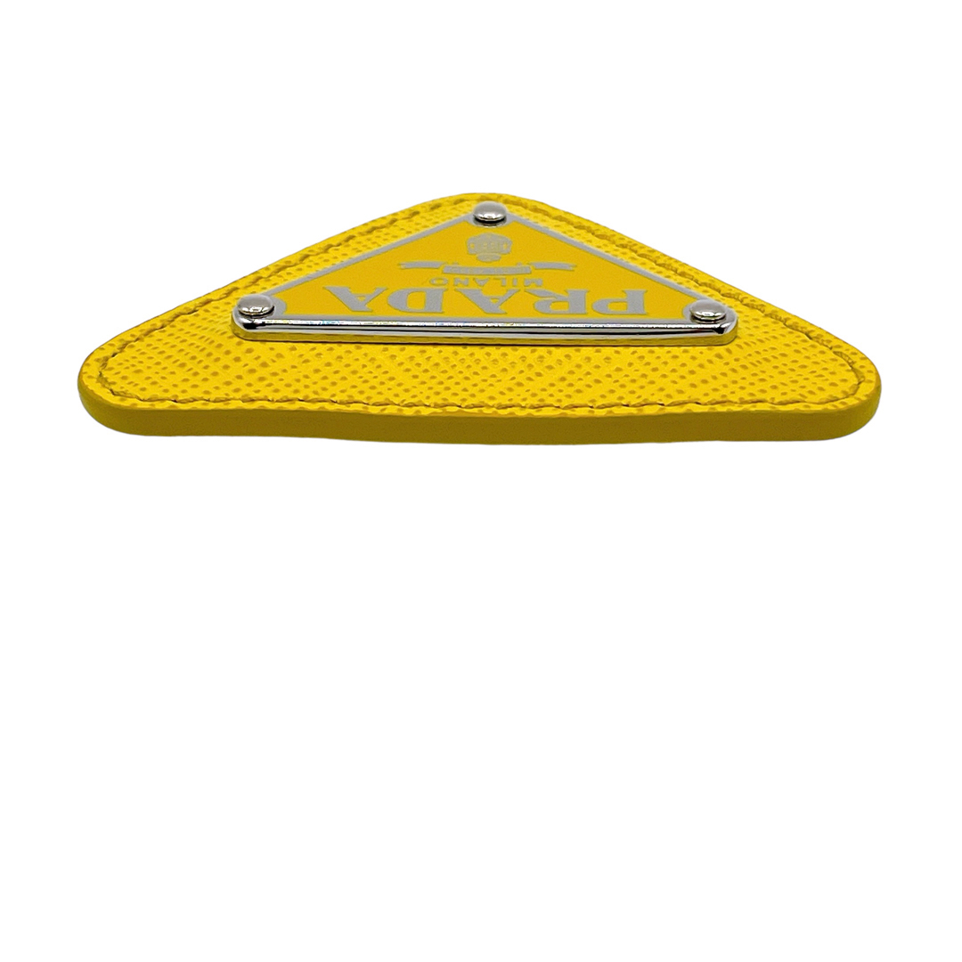 PRADA - 極美品 プラダ 三角プレート トライアングル ブローチ