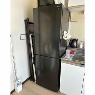 SHARP（冷蔵庫 ・ ブラック/黒色系）のフリマアイテム一覧