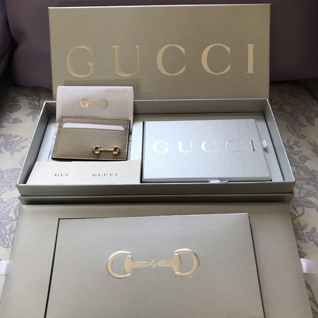 GUCCI - 非売品 GUCCI 本革 カードケース トランプ ノベルティの通販