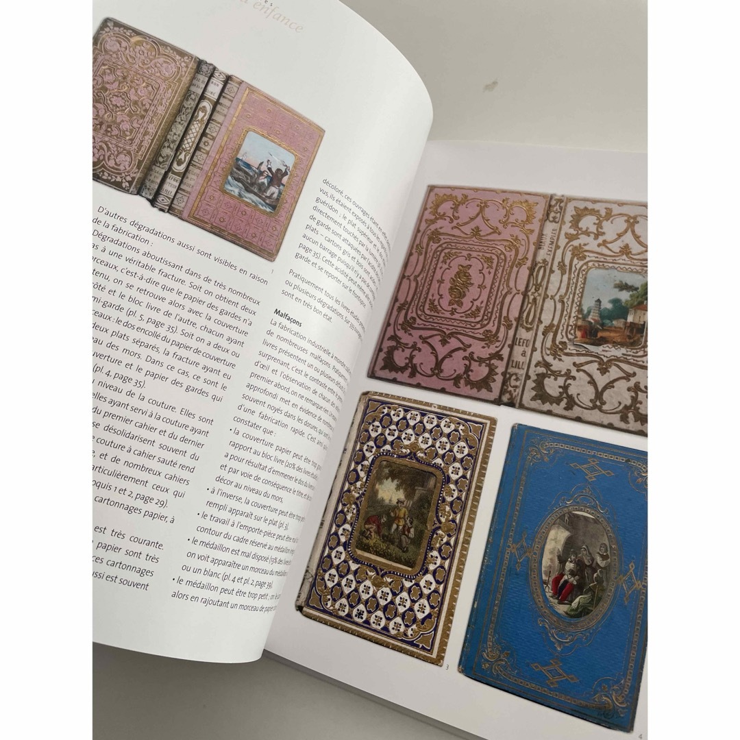 Cartonnages Romantiques1840-1870カルトナージュ Cartonnages