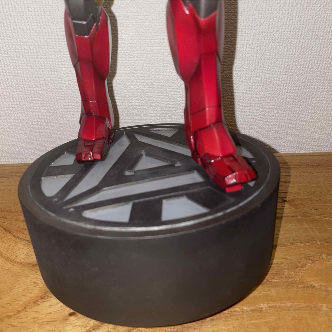 2500体限定 ムービーファインアートスタチュー アイアンマンMARK VIの