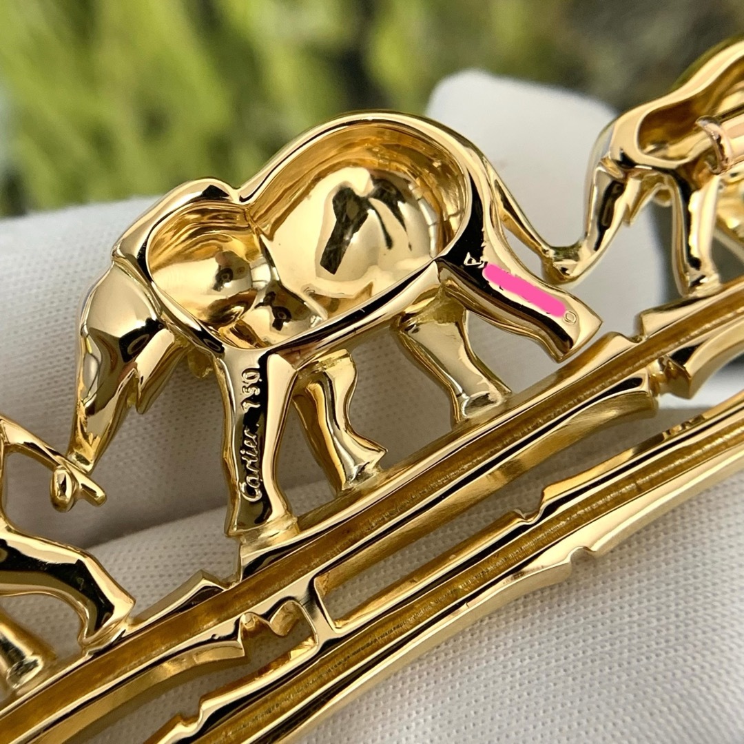 Cartier - 750 K18YG カルティエ ブローチ 象 エレファント エメラルド