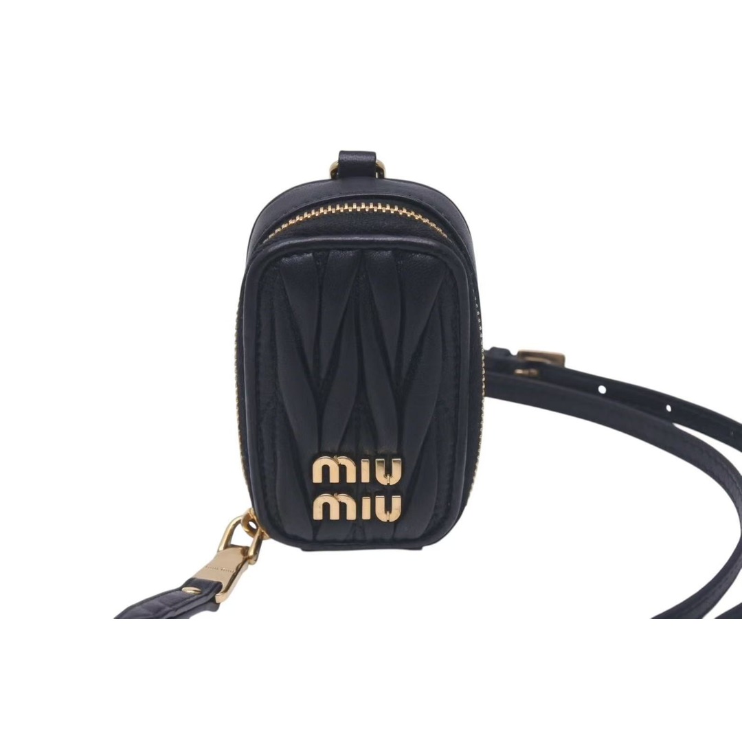 MIU MIU - 極美品 MIUMIU ミュウミュウ 23FW AirPodsケース ミニポーチ